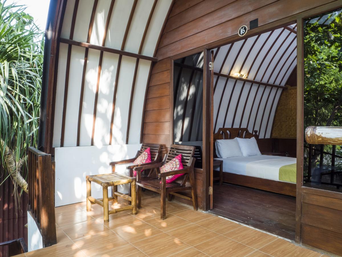 Gili Turtle Hotel 3*